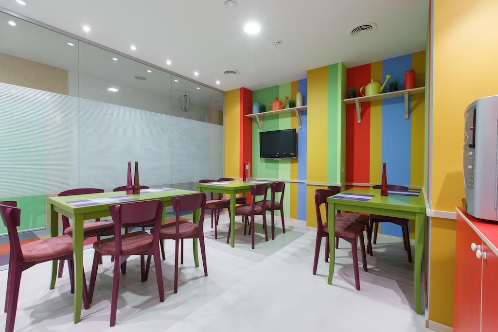 Hotel Sleeport Dnipro Exterior foto