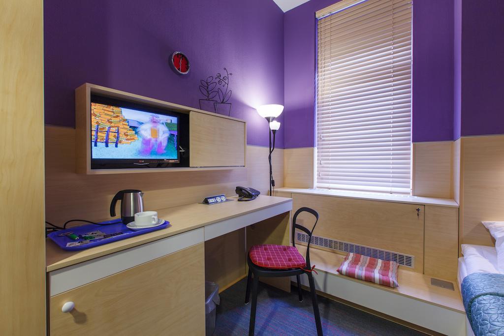 Hotel Sleeport Dnipro Habitación foto