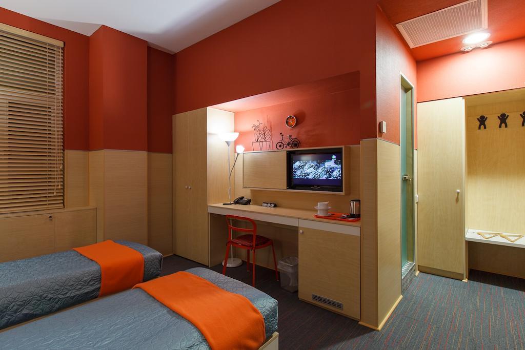 Hotel Sleeport Dnipro Exterior foto